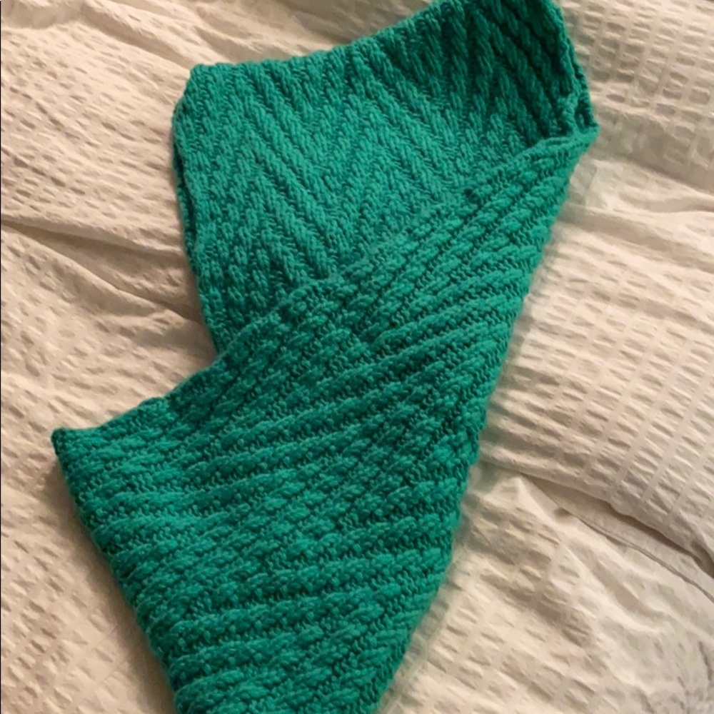 Infinity scarf from GAP